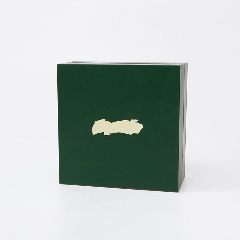 Custom Printing Cosmetic Rigid Paperboard Boxes with Ribbon